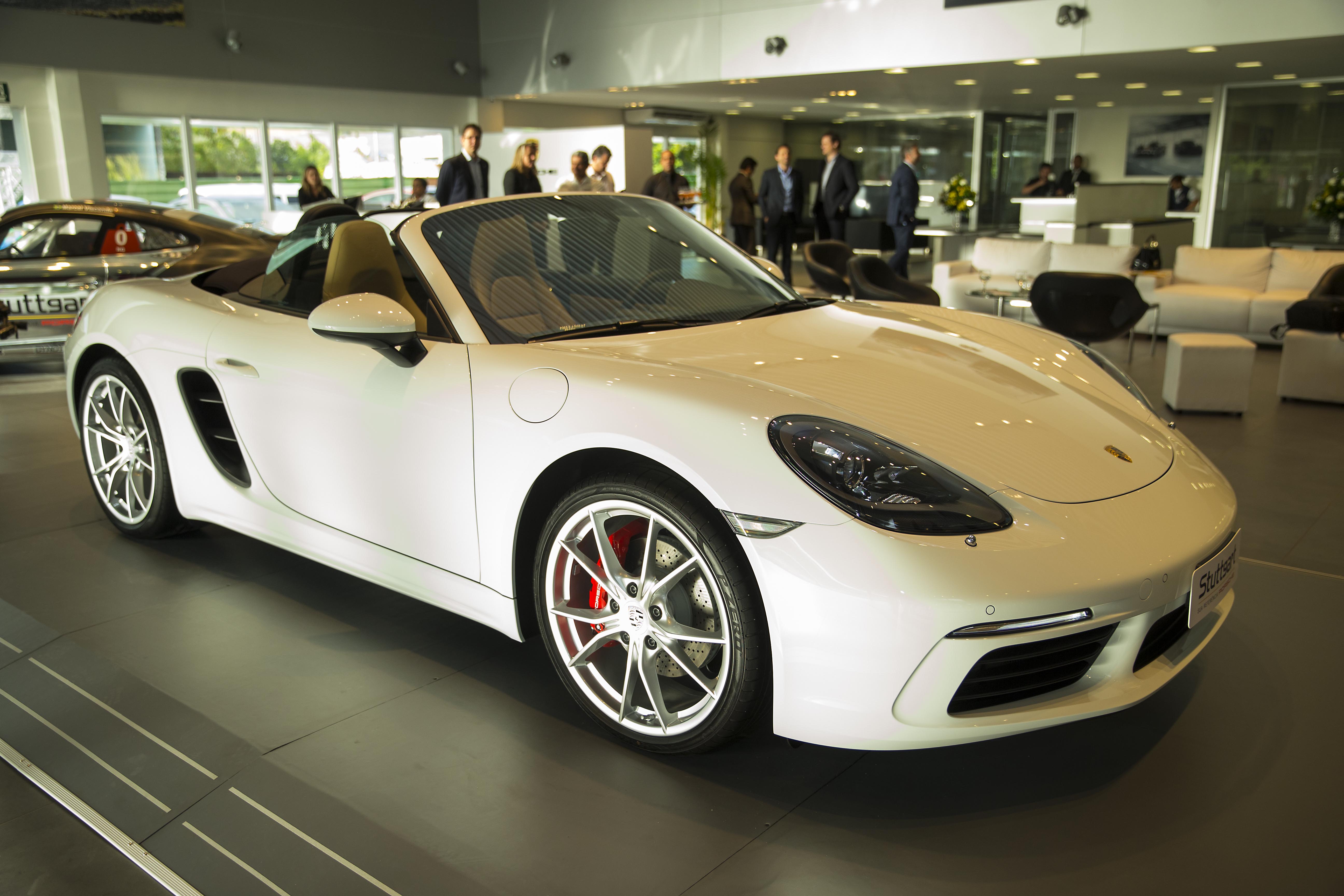 Porsche inaugura primeira concessionárias em Recife Revista Torque