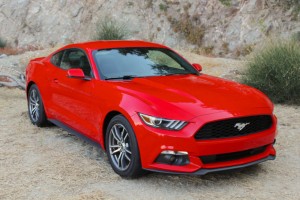 2015-Mustang-EcoBoost-Static-Angeles-Hwy-010