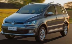 vw-spacecross_2015_041