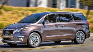 Kia-Carnival 2015