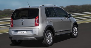 volkswagen-cross-up-brasil-02
