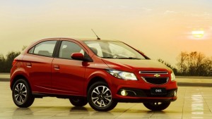 2013-chevrolet-onix-058