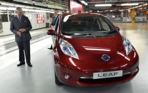 The_Prince_of_Wales_visits_Nissan_01