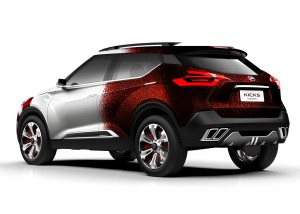 Nissan_CARNIVAL_REAR_VIEW_R
