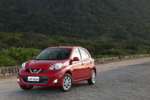 Nissan New March ganha moderno motor três cilindros de 1,0 litro