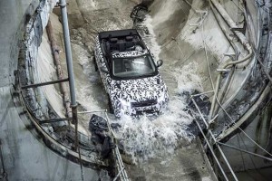 Range_Rover_Evoque_Convertible_Crossrail_4
