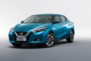 2015 Nissan Lannia4