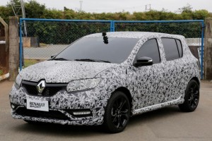 Renault Sandero R.S. 2015 6