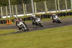 Em Londrina, terceira etapa SuperBike Brasil, a Copa Honda CBR 500R promete disputas emocionantes