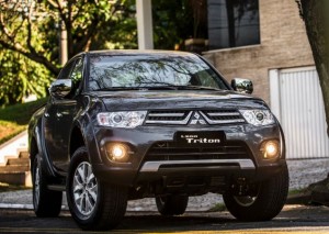L200 Triton HLS Chrome Edition2