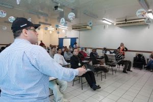 Motociclismo com Segurança realiza ação de segurança na BRF