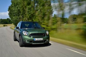 BMW Group inicia produção do MINI Countryman no Brasil