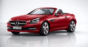Chega ao Brasil o novo SLK 300