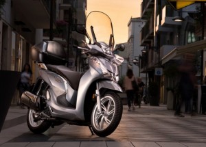Honda-SH300i-9-620x444