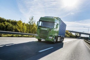 Scania G 320 6x2 Highline Hybrid with container.  Södertälje, Sweden Photo: Dan Boman 2015