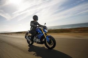 BMW Motorrad revela nova roadster BMW G 310 R