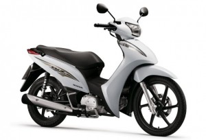 Honda-Biz-125-2016-1-620x422
