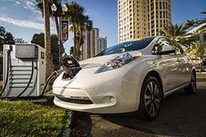 Nissan e BMW