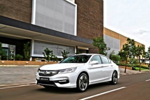Novo Honda Accord chega às concessionárias