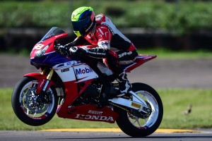 honda15sbk68_vin_06062015003-e1433624390659