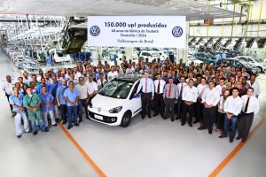 Fábrica da Volkswagen do Brasil em Taubaté celebra 150 mil up