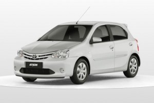 toyota-etios-whites-pack-620x416