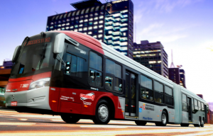 Mil ônibus Mercedes-Benz com capacidade para transportar mais