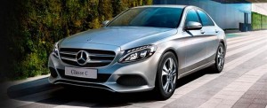 Mercedes-Benz lança Classe C 180 com motorização flex fuel