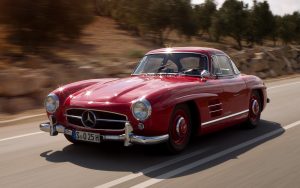 1954-Mercedes-Benz-300-SL-front-three-quarter