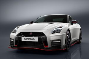 The 2017 Nissan GT-R NISMO’s front end features a freshened face highlighted by an aggressive new fascia. To help cool the car’s high-output engine, the dark chrome “V-motion” grille has been enlarged to collect more air, without diminishing the car’s aerodynamic performance. A new significantly reinforced hood avoids deformation at extremely high speeds, allowing it to keep its aerodynamic shape. Unlike the standard model, the front bumper of the GT-R NISMO – crafted with Takumi-like precision – feature layers of carbon-fiber sheets carefully overlapped to achieve the ideal amount of stiffness.