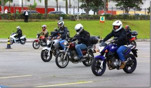 Confirmados os cursos gratuitos de pilotagem de moto em Piracicaba