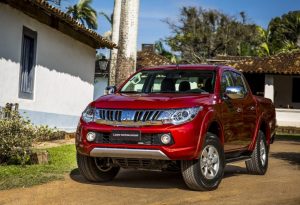 mitsubishi_l200_triton_sport_2017_7-774x528
