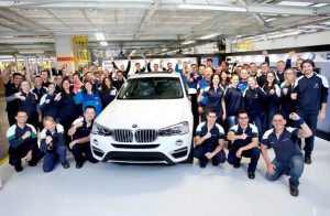 BMW Group Brasil celebra primeiro BMW X4 produzido no País