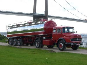 Mercedes-Benz 1624 LS, Haubenwagen, Exterieur ; Mercedes-Benz 1624 LS, covered wagon, exterior;