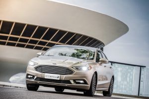 fusion-hybrid-placa-5