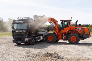 Scania autonomous transport systems, predevelopment. Södertälje, Sweden Photo: Petter Magnusson 2016 *** Local Caption *** Truck with three axels is called Socius  Doozan 300