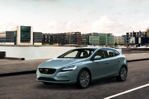 Volvo V40 T4 Momentum Location 3/4 Front