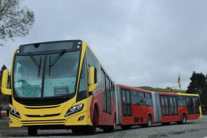 scania-apresenta-primeiro-onibus-biarticulado-movido-a-gas-natural3