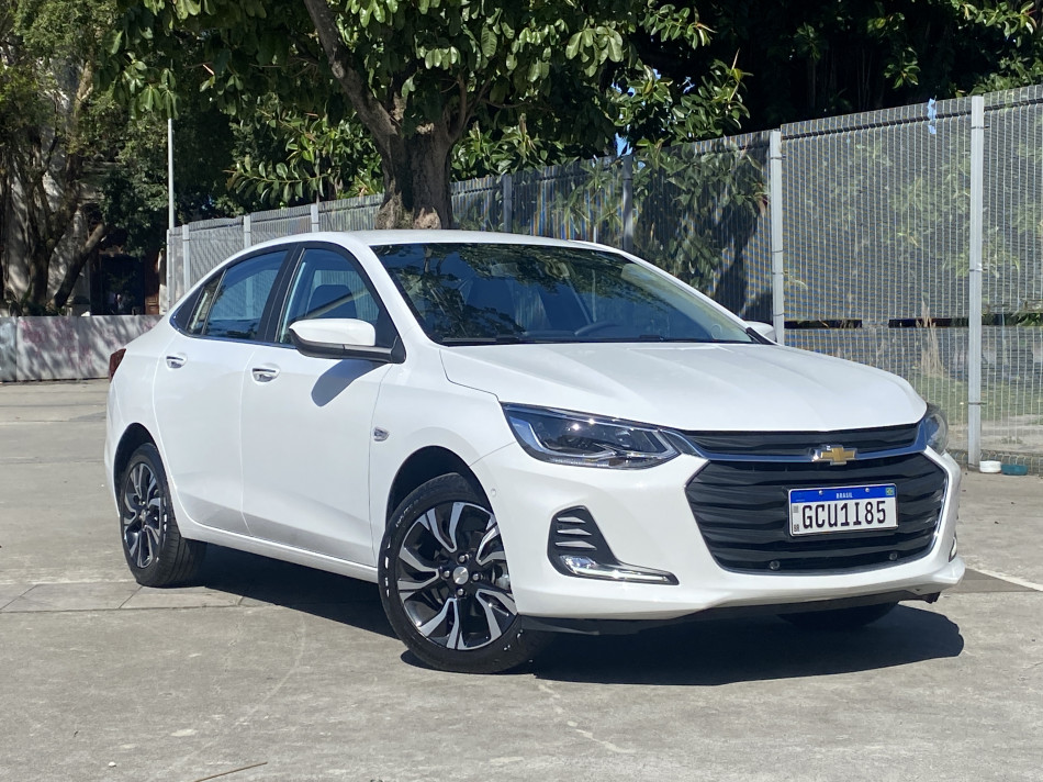 Teste: Chevrolet Onix LT 2023 faz até 19,2 km/litro, mas perdeu equipamenos